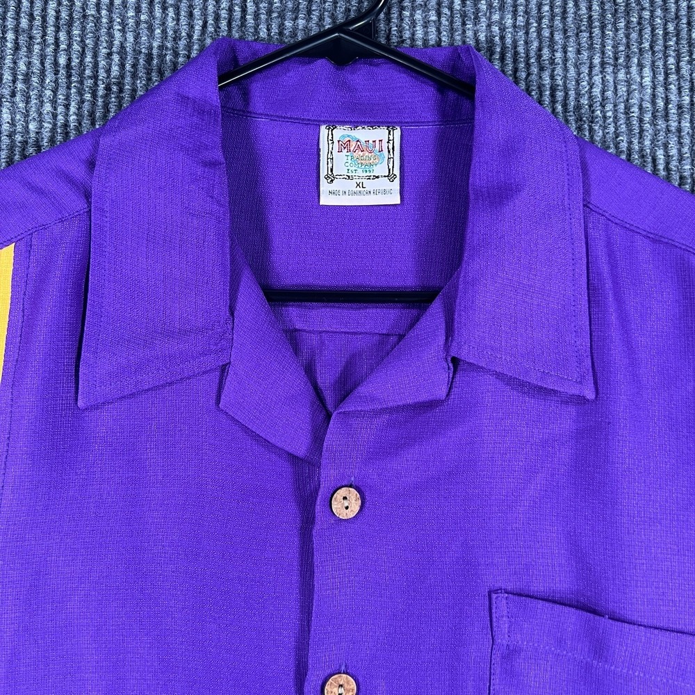 Maui Trading‎ Co. Mens Shirt XL Extra Large Purple Short Sleeve Button Hawaiian